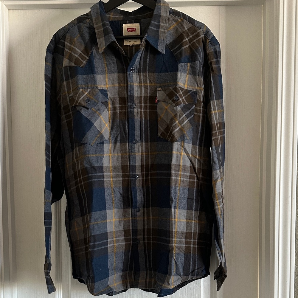 Levi’s Men’s Flannel Shirt XL | Blue Plaid Button-Up